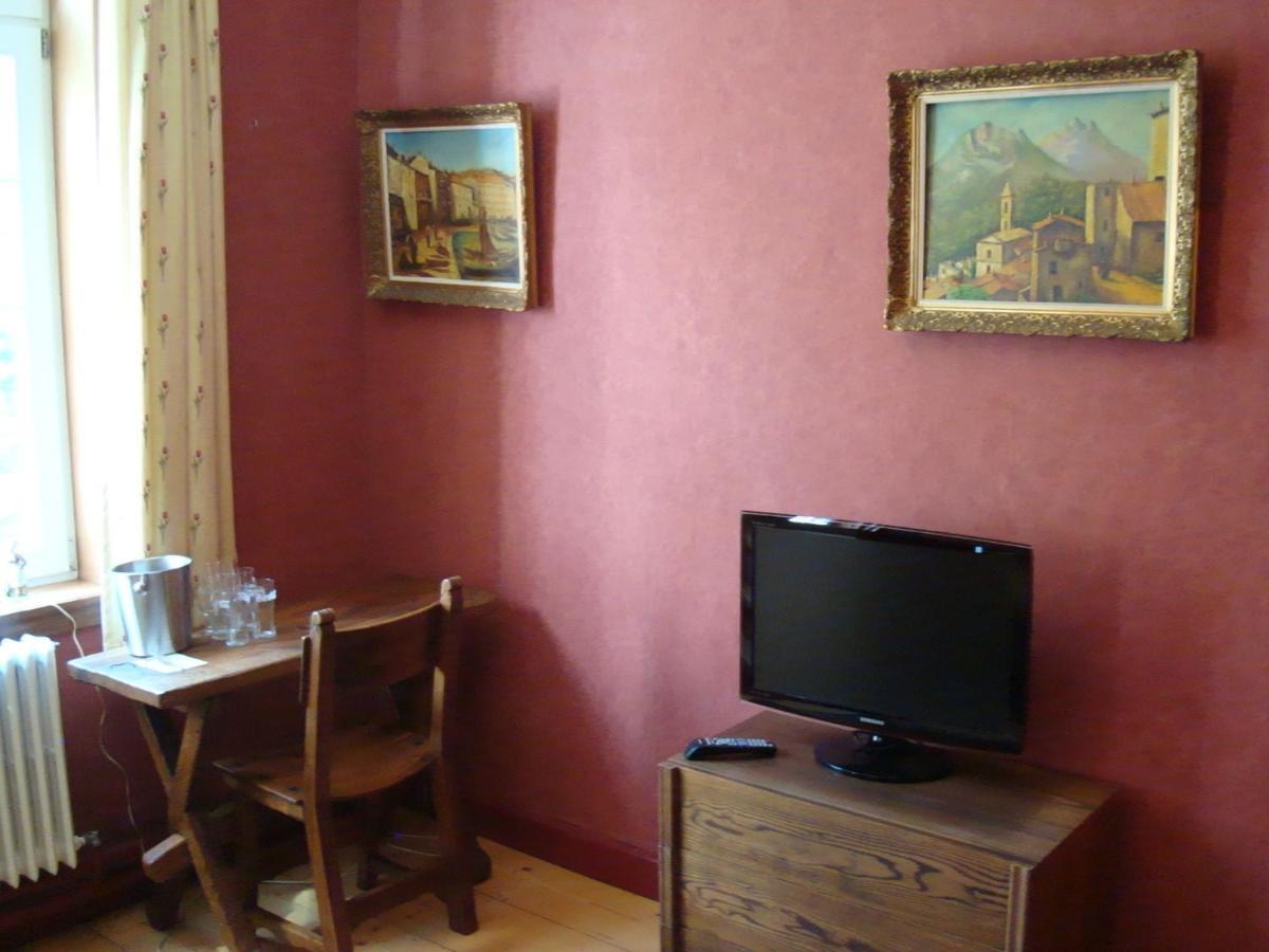 B&B Chateau Bagatelle Frasnes-lez-Anvaing Room photo